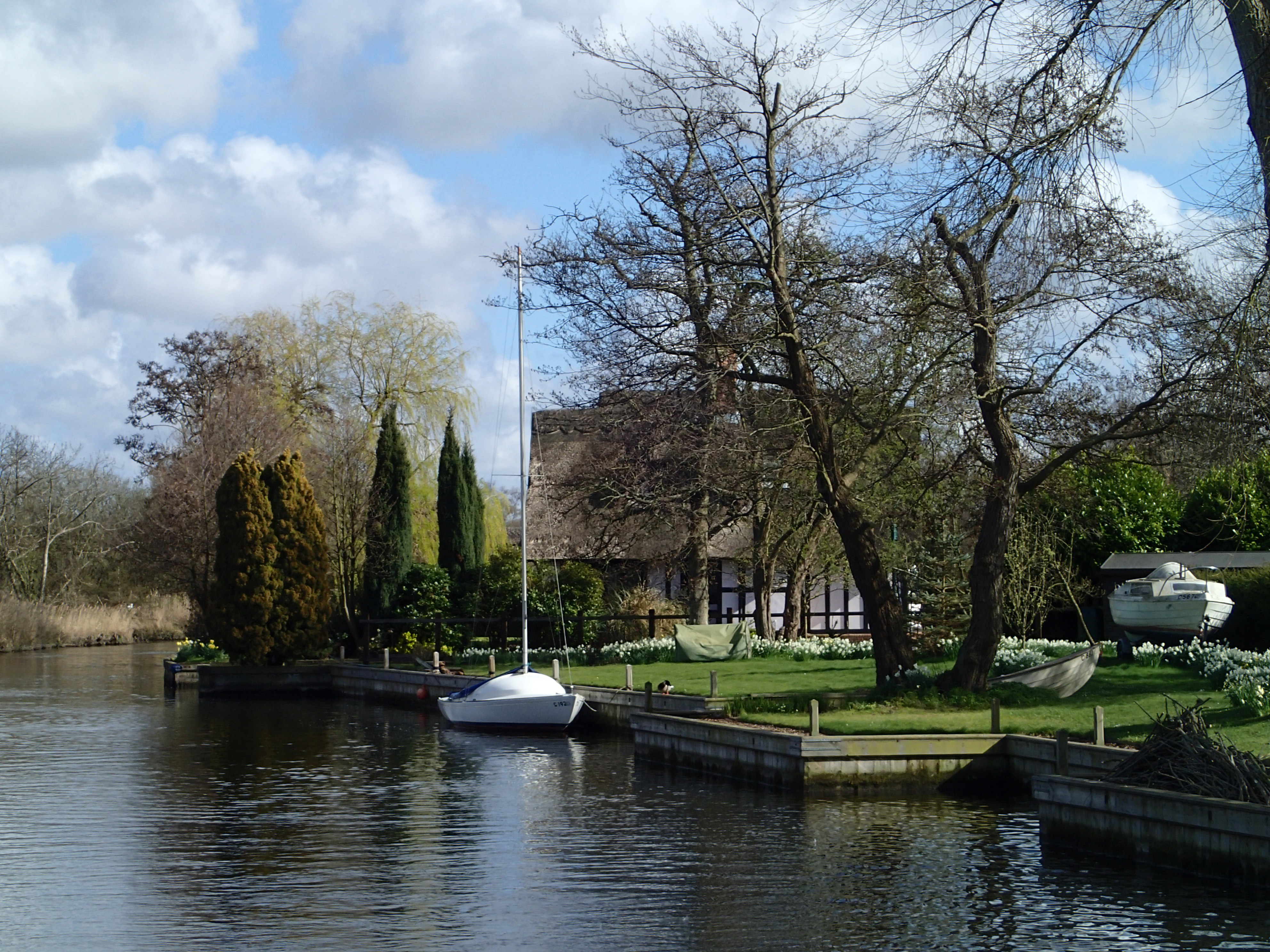 Year 6 Learn the Ropes on the Norfolk Broads